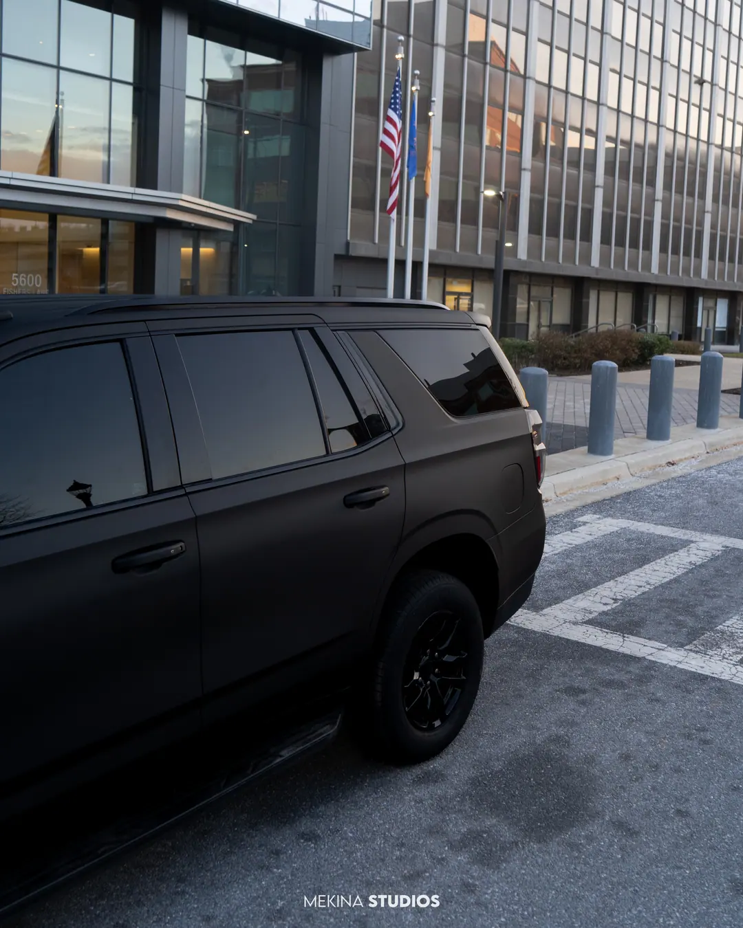 2021 Chevrolet Tahoe — Wrap in Dead Matte Black — frame 2